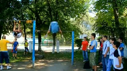 Uliczni gimnastycy