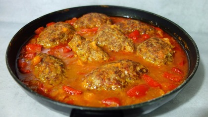 Ruloniki w sosie jarzynowym  mięciutkie mięso, które rozpływa się w ustach! Zapomnij o mielonych!