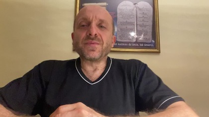 Czas jest krótki (...)...A ci którzy używają tego świata, żeby nie nadużywali. Przemija bowiem kształt tego świata 1 Kor 7, 29.31
Zapraszam do kontaktu: zibinoe@gmail.com i wsparcia dzieła duchowego żarliwą modlitwą i dobrym komentarzem jak również subskrypcją, lajkiem czy udostępnianiem oraz finansowo: Nr konta 20 1160 2202 0000 0002 7002 2642