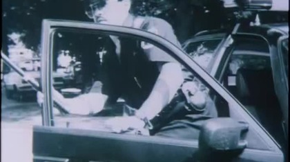 Polska Kronika Filmowa nr 42 z 1994 r.  &ndash; Policjanci bez granic, Kto posprząta?, Przystanek, Między nami zwierzętami