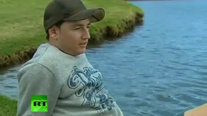 Killer sharks invade    golf course in Australia