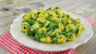 Tortellini ze szpinakiem - Jak zrobić - Smakowite Dania