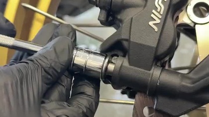 K2 PROLOK WT-22  klej do śrub w motocyklu