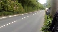 240 kmh na zakręcie Gorse Lea - Isle Of Man