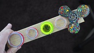 How to make a spinner from a plastic lids / plastic bottles / Tutorial