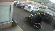 Amsterdam: Pr&oacute;ba zab&oacute;jstwa zarejestrowana na kamerze