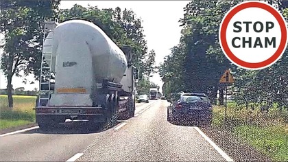 Wyprzedzał ciężarówką na czołówkę, drugi uciekał na pobocze #1883 Wasze Filmy