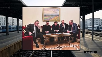 Macron chował biały proszek¿ Chyba była impreza w pociągu do Kijowa mp4 686x432