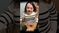 Jestem osobą poruszającą się na wózku więc to normalne  | #shorts | Magdalena Augustynowicz