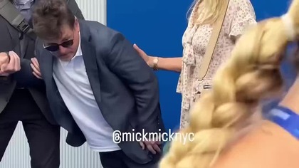 Fundacja m j foxa Parkinsona zebrała miliard dolarów , takie są efekty jej działalności.  Biznes się kręci 