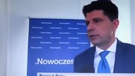 Ale pan PIETROLI...  " Przerwany wywiad posła.  Co to za gość ?
