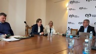 Kurowska i jej marnotrawienie pieniędzy.  Prywata w Podgórzynie (720p 30fps AV1-48kbit AAC-polski)