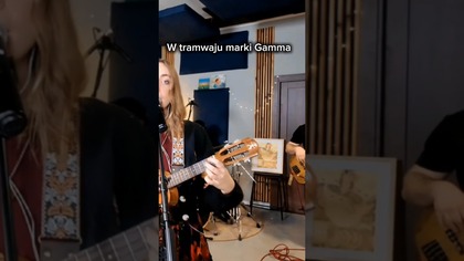 W tramwaju marki gamma