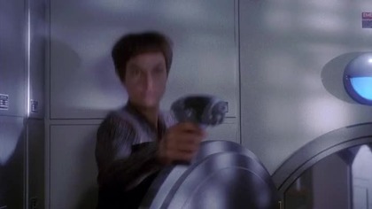 S01E19 - 11