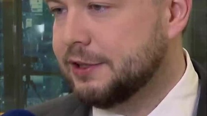 Czy legitymacja partyjna to przepustka do lepszej opieki medycznej?