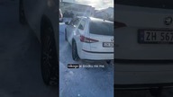 W Norwegii często zostawia się odpalone samochody pod sklepem