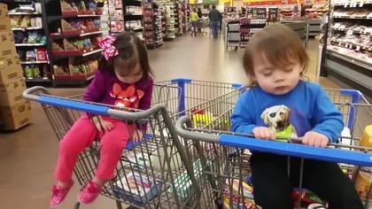 ŚMIESZNE DZIECI W SUPERMARKECIE