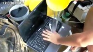 Mycie laptopa