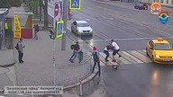 Tak w Rosji traktuje się ludzi na przejściu dla pieszych