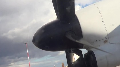 18. 02. 22, Bombardier DHC 8 Q 402NG, SP- EQI, Kiszyniów- Warszawa, LOT