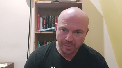 Recenzja po latach.  Charakterni.