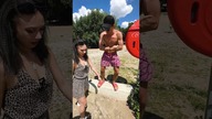 NAPINACZ NA PLAŻY