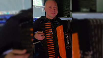 Dont Be Shy - Prusiński Accordion Show