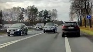 Drogowy taran  na kogo wypadnie, na tego bęc