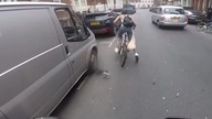 Rowerzystka nie daje za wygraną nachalnemu kierwocy