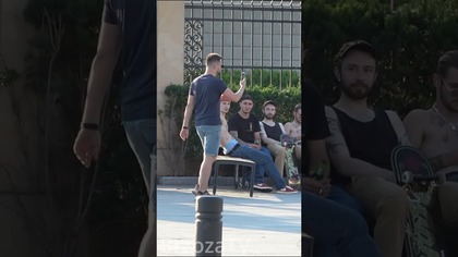 Influencer nagrywa story