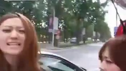 Stluczka dwoch kobiet