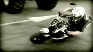 Żółte oczy motoru