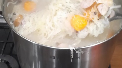 Kapuśniak na golonce