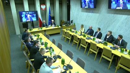 HIT! BRAUN ZDALNIE Z BRUKSELI KAŻE WYWALIĆ UNIJNĄ FLAGĘ Z POLSKIEGO SEJMU!
