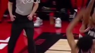 skoczył GŁOWĄ NAD OBRĘCZ i będzie w KONKURSIE WSADÓW NBA#shorts