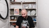 Wystający gwóźdź zostanie wbity