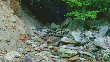 Transport yourself with us deep into a mountain forest, to a place where crystal-clear water forms a soothing cascade, flowing over mossy stones. This video is your moment of escape to a world full of peace and natural, refreshing energy.

Listen to the richness of the sounds of this place: the deep, steady hum of the main current and the gentle splashing of individual drops. This authentic recording, with no additives, is the perfect tool for deep meditation, calming the mind, or as a background for focused work and study.

CHAPTERS:
00:00 - Soothing hum of the water cascade
05:00 - Sounds for deep meditation
10:00 - Natural white noise for sleep

THIS RECORDING IS PERFECT FOR:
 DEEP SLEEP: The continuous, natural sound of water is one of the most effective sounds (white/pink noise) for masking other noises and helping you fall asleep.
 RELAXATION AND ASMR: The complex texture of the flowing water sound is a classic trigger for pleasant tingles and deep relaxation.
 WORK & STUDY: Create a calm, focused environment that will help you block out distractions.
 MEDITATION: Let the rhythm of the water guide you into a state of deep calm and mindfulness.
 UNWINDING AFTER A LONG DAY: Your personal oasis of calm, available whenever you need it.

Recorded On / Gear Used:
Camera: Panasonic Lumix S5
Audio: Sennheiser MKE 600 + Zoom F3
Nature Sounds Therapy is your source for authentic, high-quality nature recordings.

 Listen to our podcast on Spotify:
 https://open.spotify.com/episode/461kv52VLPMjRBw5tmKvXU?si4En9sTm1SAu1HtGz6-lz_w

 Download recordings in the highest quality on Patreon:
 https://patreon.com/NatureSoundsTherapy

 Also find us here:
 Castbox.fm: https://castbox.fm/app/castbox/player/id6655965
 Amazon Music: https://music.amazon.com/podcasts/5e147146-3ba6-4cde-bbbf-bca8170837c0/the-sounds-of-flowing-water

We Care About Your Peace and Safety

Your well-being is important to us, so please remember a few key guidelines. These recordings are meant to bring you comfort and relaxation, but they are not a substitute for professional medical care. If you struggle with insomnia, anxiety, or tinnitus, consulting a doctor is the best course of action.

Please also listen responsibly. Ensure the volume is at a safe level, and never listen while driving or operating machinery. Lets protect the hearing of our youngest listeners as well.

© Nature Sounds Therapy, 2025