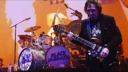 Black Sabbath - The End Of The End (2017) [Full Concert Documentary] [HD] ENG
