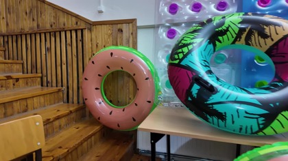 Nagrody dla uczestników 26.  Biegów Ulicznych w Markuszowie.