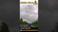 Czerwone na wahadle to nie problem #shorts #rikordwidjo #polscykierowcy #dashcam #polska #carcrash
