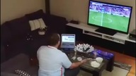Szał TV czyli kibic furiat rozwala telewizor i...  laptop