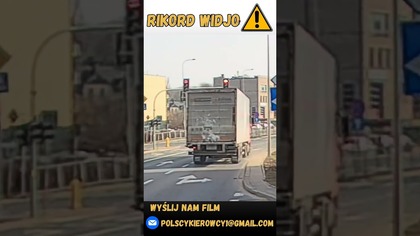 Tirowiec poszedł na czerwonym jak zły #polscykierowcy #policja #polskiedrogi #motoryzacja #shorts