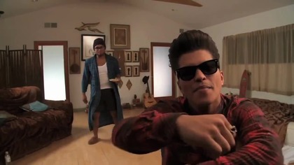 Bruno Mars - The Lazy Song [OFFICIAL VIDEO]