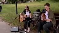 @Ewelina Bogucka  A ty co osiągnąłeś w życiu?Btw.  Gramy Farba - Chce tu zostać#cover #poland