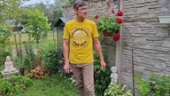 Atak drapieżnika na klatkę z gołąbkami.