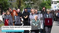 Stanisław Soyka spoczął na Powązkach.  Tłumy żegnały artystę [KS Info]