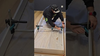 Łatwy i szybki montaż ościeżnicy #codziśrobimy #remont #montażdrzwi #wolfcraft