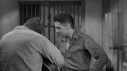 Wiezienny.  rock.  Jailhouse Rock.  1957.  Lektor.pl .