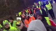 Ukraiński kierowca pozdrawia Lach&oacute;w