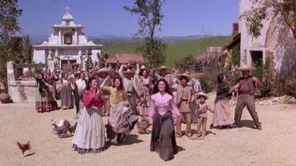 Trzech hollywoodzkich aktorów zostaje zaangażowanych do ochrony przez mieszkańców wioski. 
